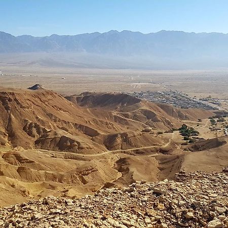 Апартаменты Relax In The Desert Be'er Ora Экстерьер фото